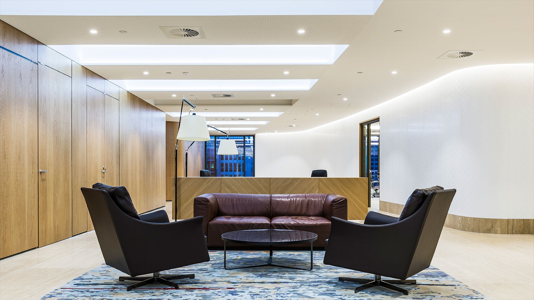 Primo X2 LED strip in application, installed in the DLA Piper Office in Sydney. Primo X2 LED strip mounted discreetly in the coves provide an abundance of illumination to the DLA Piper trafficable areas. 