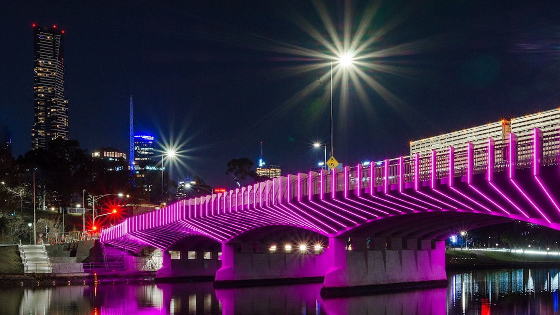Swan Street Bridge - Project by Coolon LED Lighting | Coolon LED Lighting