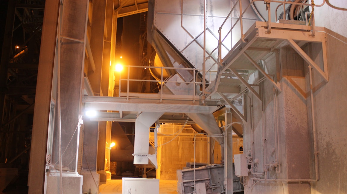 Coolon DLKs are installed on a cement manufacturing plant in Munster. 