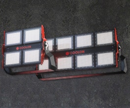 Our most powerful and robust flood light that provides wider surface coverage without losing intensity or quality of light. Resistant to corrosion, impacts and vibration.